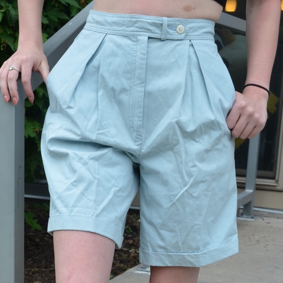 WINTER SALE: VTG Light Blue Mom Shorts - Picture 5 of 5